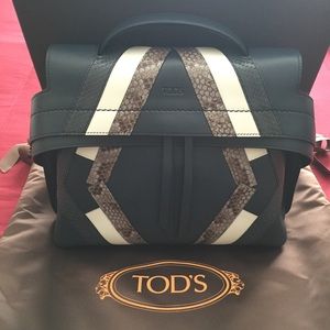 Tod's leather with genuine python accent WAVE bag.